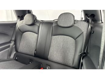 MINI Hatchback 135kW Cooper S Level 2 33kWh 3dr Auto Electric Hatchback