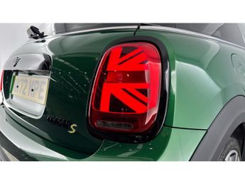 MINI Hatchback 135kW Cooper S Level 2 33kWh 3dr Auto Electric Hatchback
