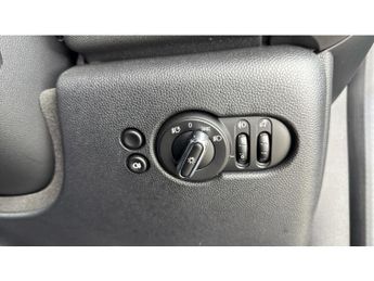 MINI Hatchback 135kW Cooper S Level 2 33kWh 3dr Auto Electric Hatchback