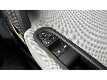 MINI Cooper 135kW E Exclusive [Level 2] 41kWh 3dr Auto Electric Hatchback