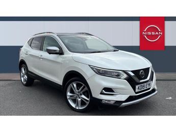 Nissan Qashqai 1.3 DiG-T N-Motion 5dr Petrol Hatchback