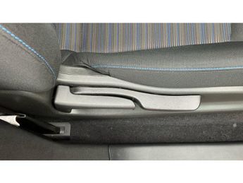 Nissan LEAF 110kW Acenta 39kWh 5dr Auto [Tech Pack] Electric Hatchback