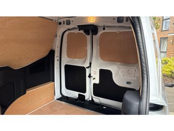 Ford Transit Courier E-Transit Courier 100kW 43kWh Trend Van Auto