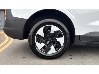 Ford Transit Courier E-Transit Courier 100kW 43kWh Trend Van Auto