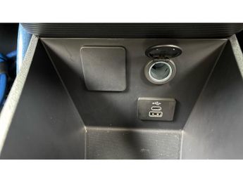 Ford Transit Courier E-Transit Courier 100kW 43kWh Trend Van Auto