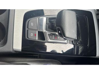 Audi Q5 40 TDI Quattro S Line 5dr S Tronic Diesel Estate