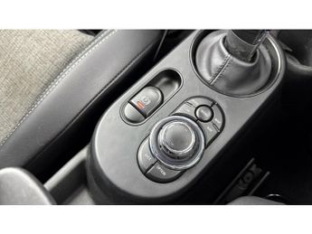 MINI Hatchback 135kW Cooper S Level 2 33kWh 3dr Auto Electric Hatchback