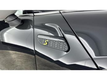 MINI Hatchback 135kW Cooper S Level 2 33kWh 3dr Auto Electric Hatchback