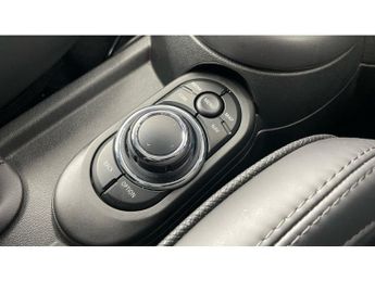 MINI Hatchback 2.0 Cooper S Exclusive 3dr Auto Petrol Hatchback