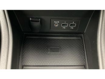 Renault Captur 1.6 E-Tech full hybrid 145 Rive Gauche 5dr Auto Hybrid Hatchback
