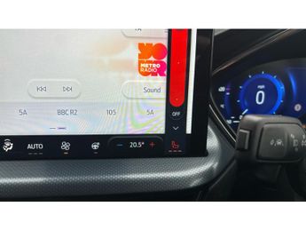 Ford Focus 1.0 EcoBoost Hybrid mHEV Active Vign 5dr Auto Petrol Hatchback