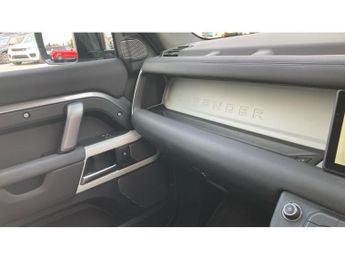 Land Rover Defender 3.0 D250 X-Dynamic SE 110 5dr Auto Diesel Estate