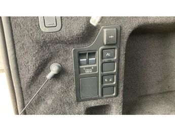 Land Rover Discovery 3.0 D350 Dynamic HSE 5dr Auto Diesel Station Wagon