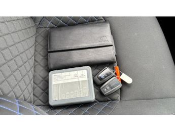 Toyota C-HR 2.0 Hybrid Dynamic 5dr CVT Hybrid Hatchback