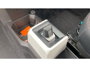 Dacia Spring 27kWh Expression 65 48kW 5dr Auto Electric Hatchback