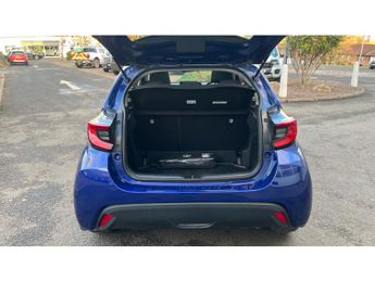 Toyota Yaris 1.5 Hybrid Design 5dr CVT [Panoramic Roof] Hybrid Hatchback