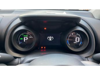 Toyota Yaris 1.5 Hybrid Design 5dr CVT [Panoramic Roof] Hybrid Hatchback