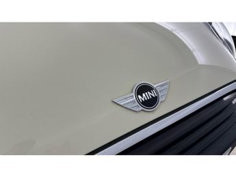 MINI Hatchback 1.2 One 5dr Auto Petrol Hatchback