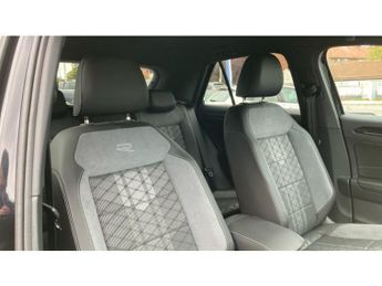 Volkswagen T-Roc 1.5 TSI Black Edition 5dr DSG Petrol Hatchback