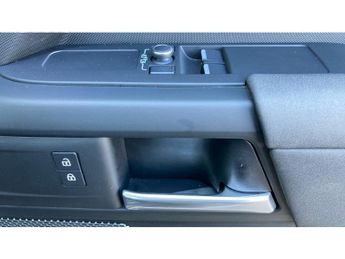 Land Rover Defender 3.0 D250 X-Dynamic S 90 3dr Auto Diesel Estate