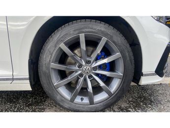 Volkswagen Passat 1.4 TSI PHEV GTE Advance 4dr DSG Saloon