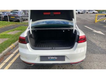 Volkswagen Passat 1.4 TSI PHEV GTE Advance 4dr DSG Saloon