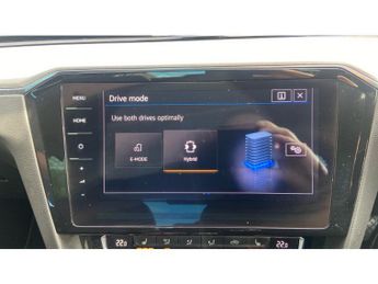 Volkswagen Passat 1.4 TSI PHEV GTE Advance 4dr DSG Saloon