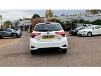 Toyota Yaris 1.5 Hybrid Icon Tech 5dr CVT Hybrid Hatchback