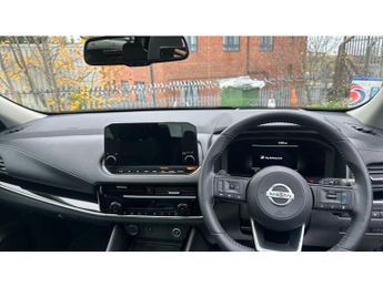 Nissan Qashqai 1.3 DiG-T MH 158 Premiere Edition 5dr Xtronic Petrol Hatchback