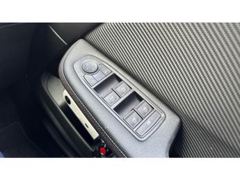 Renault Clio 1.6 E-TECH Hybrid 140 RS Line 5dr Auto Hybrid Hatchback