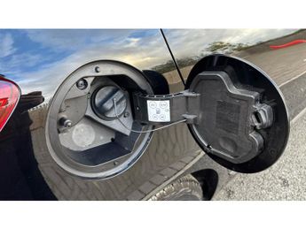 Renault Clio 1.6 E-TECH Hybrid 140 RS Line 5dr Auto Hybrid Hatchback