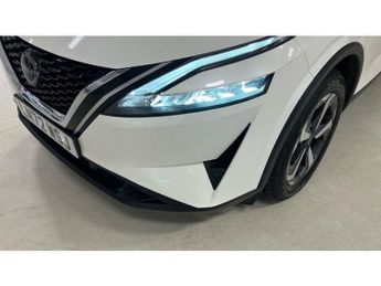 Nissan Qashqai 1.3 DiG-T MH 158 N-Connecta 5dr Xtronic Petrol Hatchback