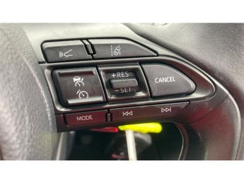 Toyota Yaris 1.5 Hybrid Design 5dr CVT Hybrid Hatchback