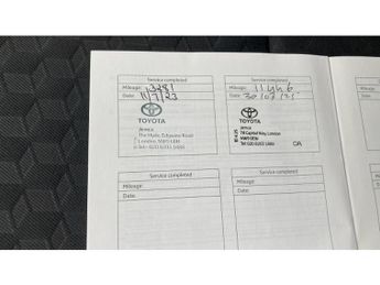 Toyota Yaris 1.5 Hybrid Design 5dr CVT Hybrid Hatchback