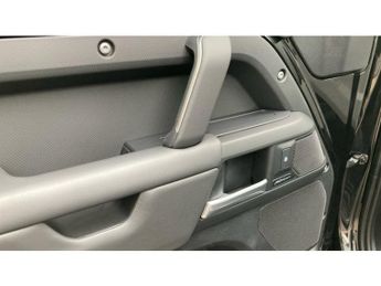 Land Rover Defender 90 Diesel 3.0 D250 Hard Top X-Dynamic HSE Auto [3 Seat]