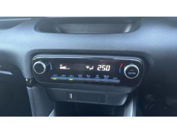 Toyota Yaris 1.5 Hybrid Design 5dr CVT Hybrid Hatchback