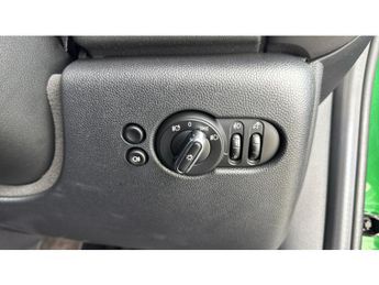 MINI Hatchback 135kW Cooper S Level 2 33kWh 3dr Auto Electric Hatchback