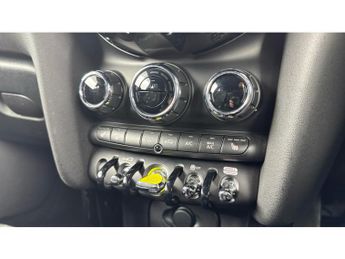 MINI Hatchback 135kW Cooper S Level 2 33kWh 3dr Auto Electric Hatchback