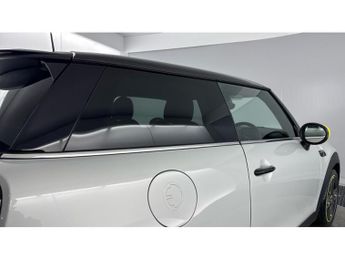 MINI Hatchback 135kW Cooper S Level 2 33kWh 3dr Auto Electric Hatchback