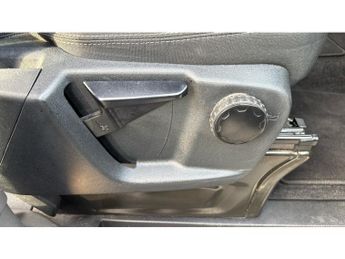 Ford Transit Custom 320 L1 Diesel Fwd 2.0 EcoBlue 130ps Low Roof D/Cab Limited Van A