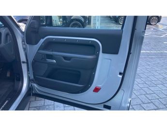 Land Rover Defender 2.0 P300 X-Dynamic HSE 90 3dr Auto Petrol Estate