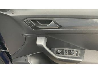 Volkswagen T-Roc 1.5 TSI EVO SEL 5dr DSG Petrol Hatchback