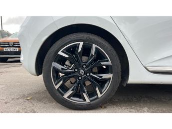 Renault Clio 1.6 E-TECH full hybrid 145 Techno 5dr Auto Hybrid Hatchback