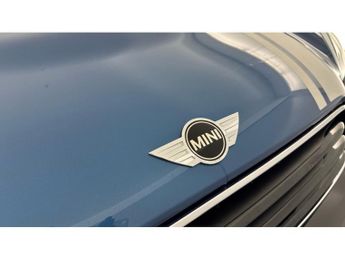 MINI Countryman 2.0 Cooper D ALL4 5dr Auto [Chili Pack] Diesel Hatchback