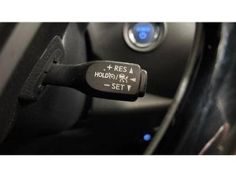 Toyota C-HR 1.8 Hybrid Design 5dr CVT Hybrid Hatchback