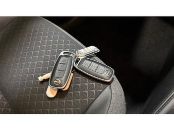 Nissan Juke 1.0 DiG-T N-Connecta 5dr DCT Petrol Hatchback