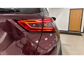 Nissan Juke 1.0 DiG-T N-Connecta 5dr DCT Petrol Hatchback