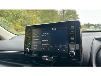 Toyota Yaris 1.5 Hybrid Design 5dr CVT Hybrid Hatchback