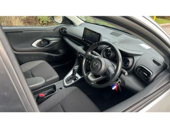 Toyota Yaris 1.5 Hybrid Design 5dr CVT Hybrid Hatchback