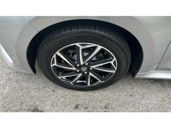 Toyota Yaris 1.5 Hybrid Design 5dr CVT Hybrid Hatchback